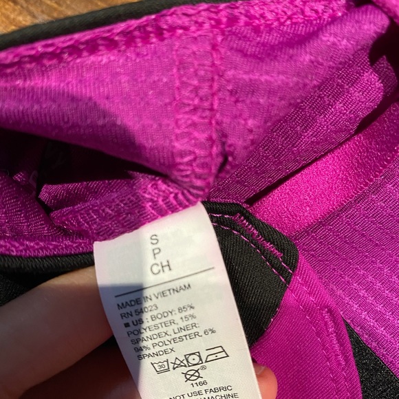 Sports bra - Picture 3 of 3